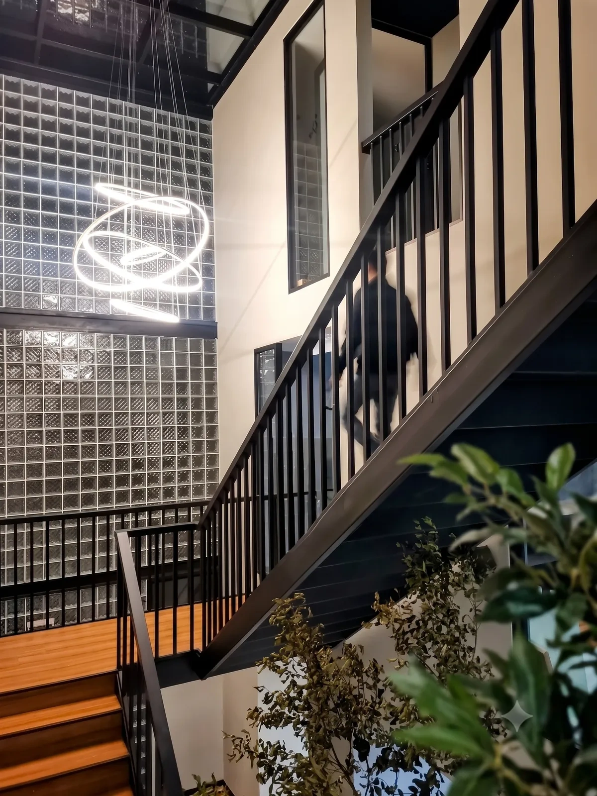 AIA Insurance Lifestyle Office - Seamless Spatial Flow - View 12